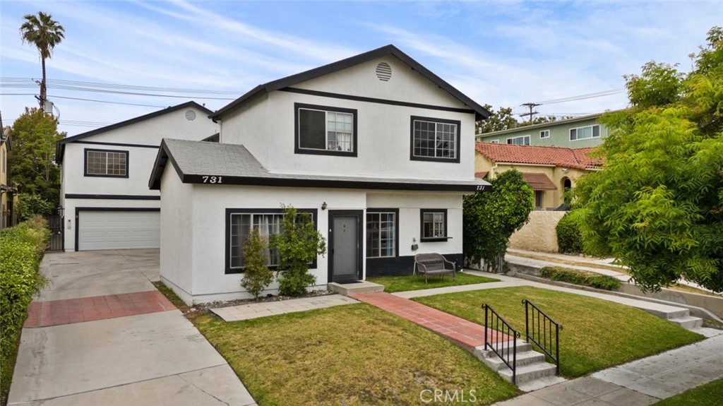 731 E Cypress Avenue D Property Photo 1