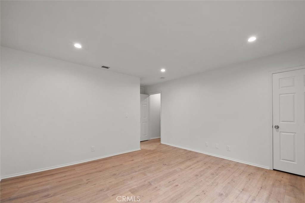 731 E Cypress Avenue D Property Photo 13