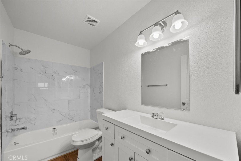 731 E Cypress Avenue D Property Photo 16