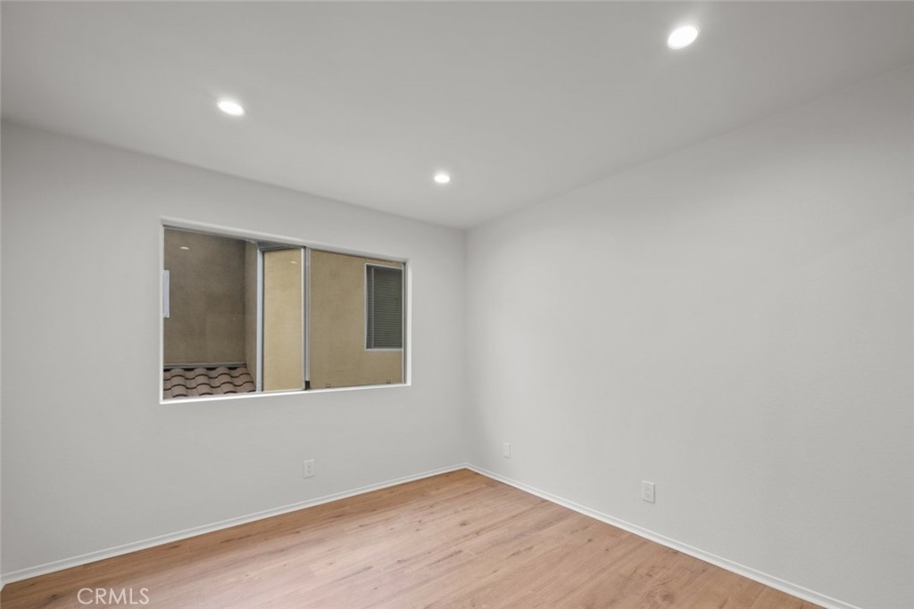 731 E Cypress Avenue D Property Photo 20