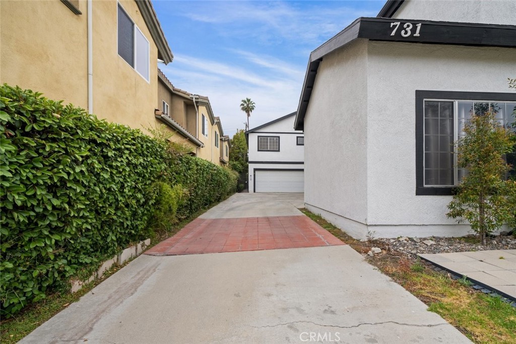 731 E Cypress Avenue D Property Photo 24