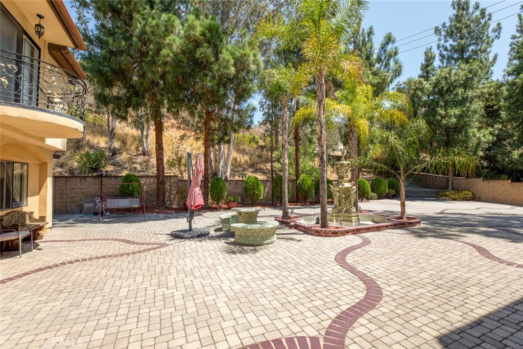 1663 Vista Property Photo 7