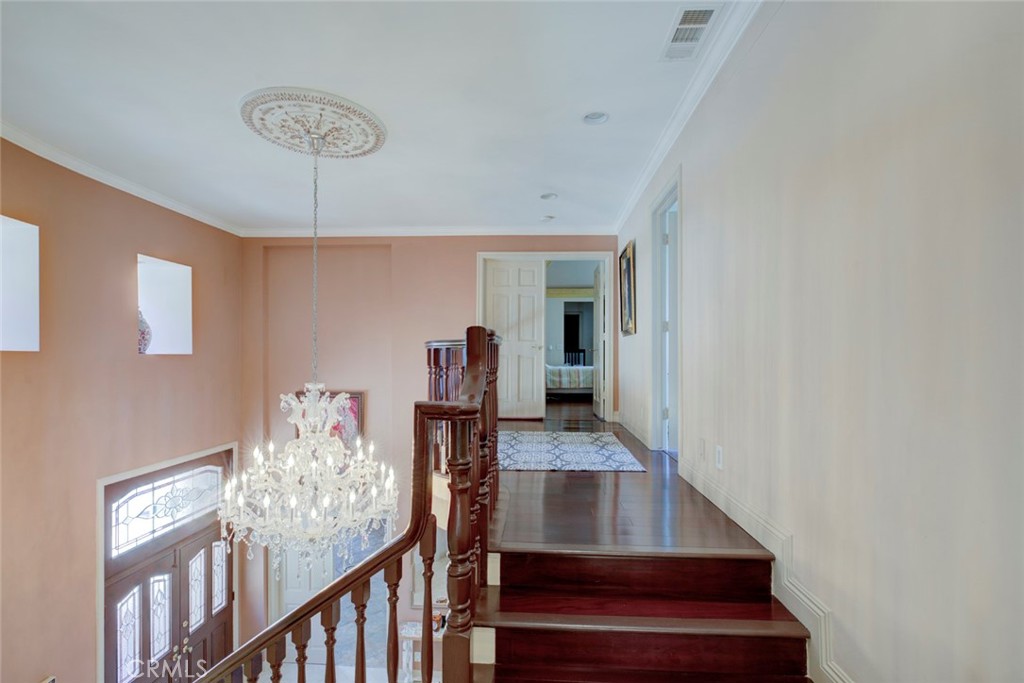 1663 Vista Property Photo 34