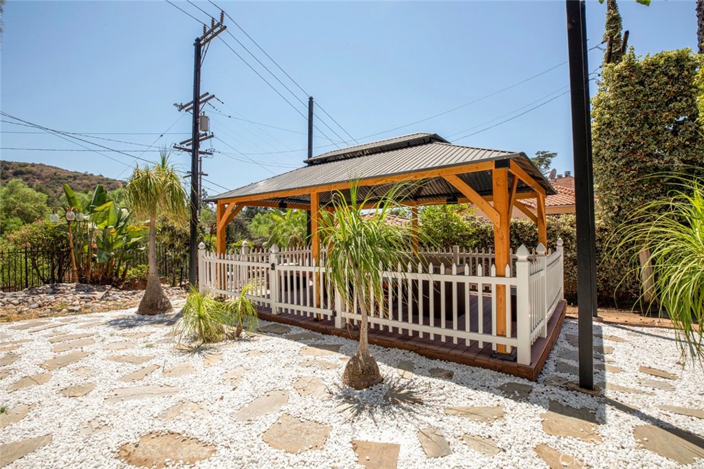 1663 Vista Property Photo 75