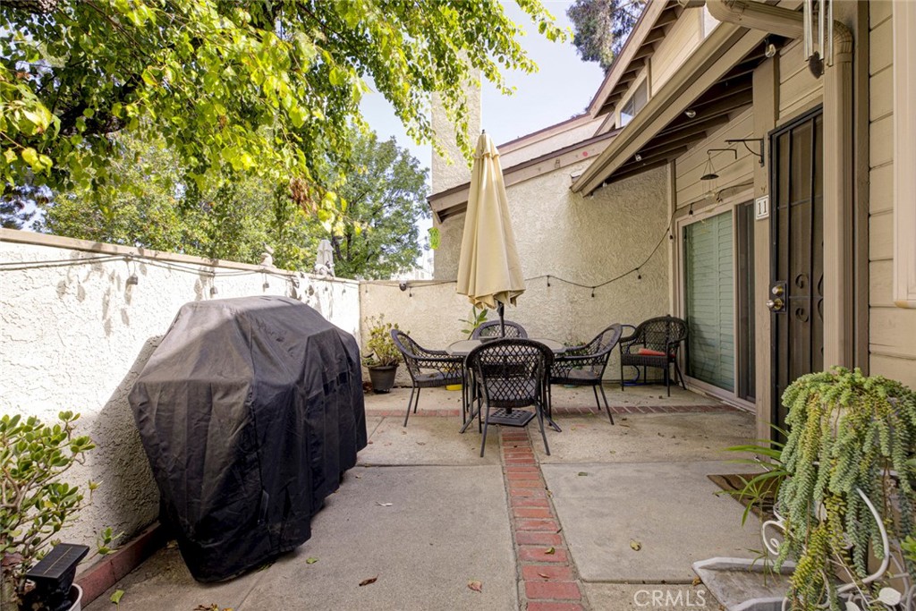 8330 Penfield 11 Property Photo 2