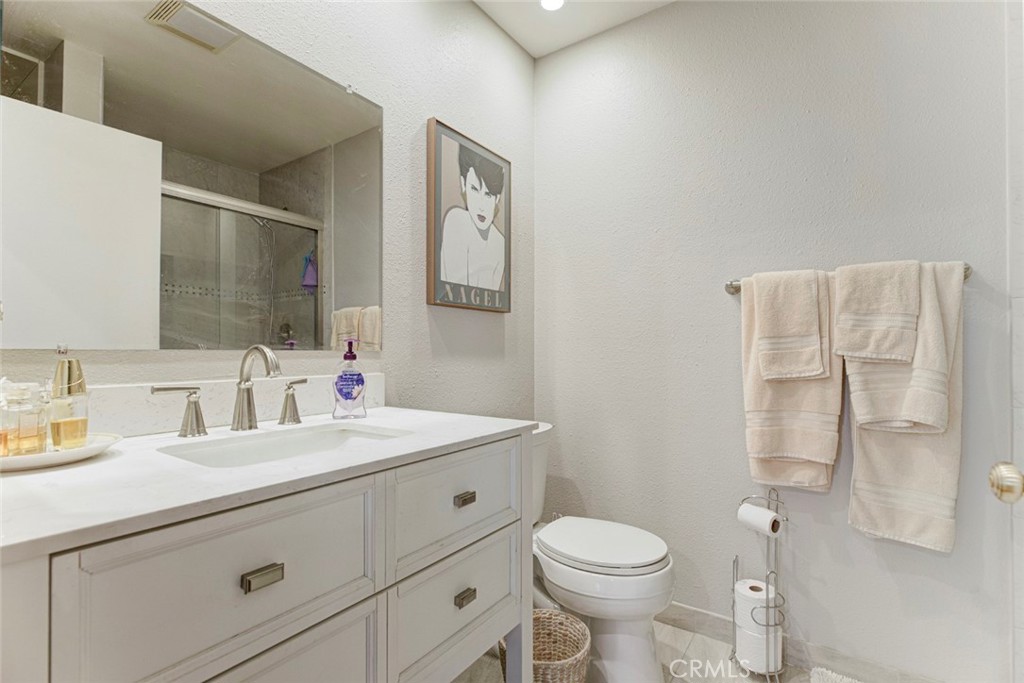 8330 Penfield 11 Property Photo 17