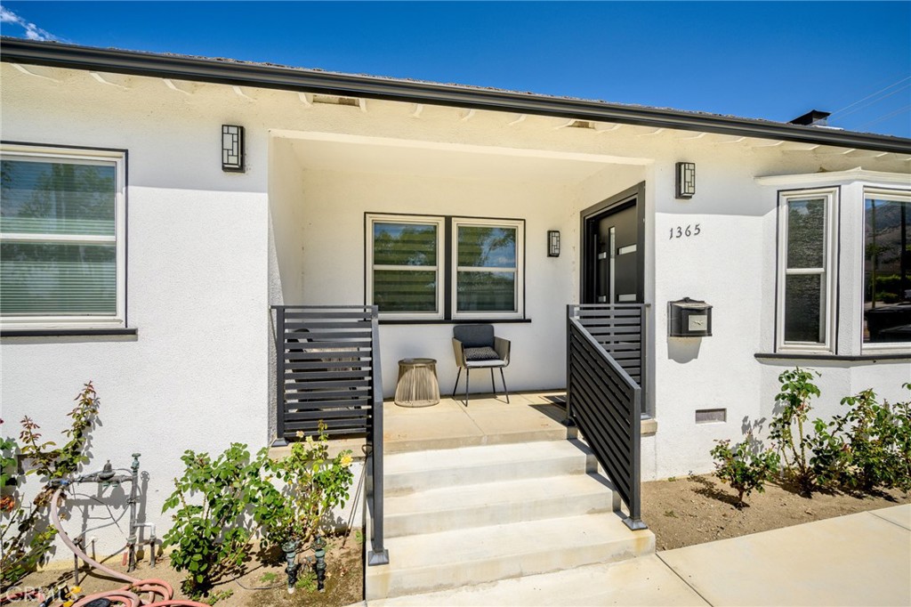 1365 Winchester Avenue Property Photo 3