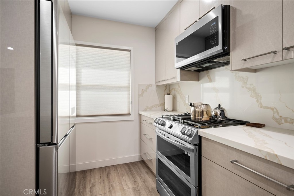 1365 Winchester Avenue Property Photo 13