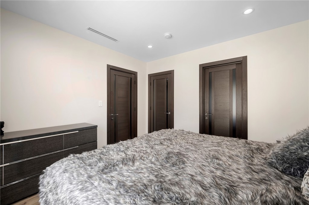1365 Winchester Avenue Property Photo 15