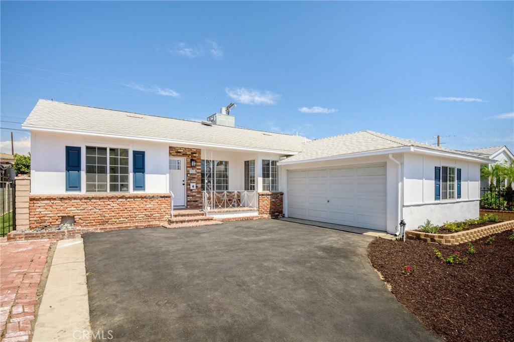9506 Sandusky Avenue Property Photo 1