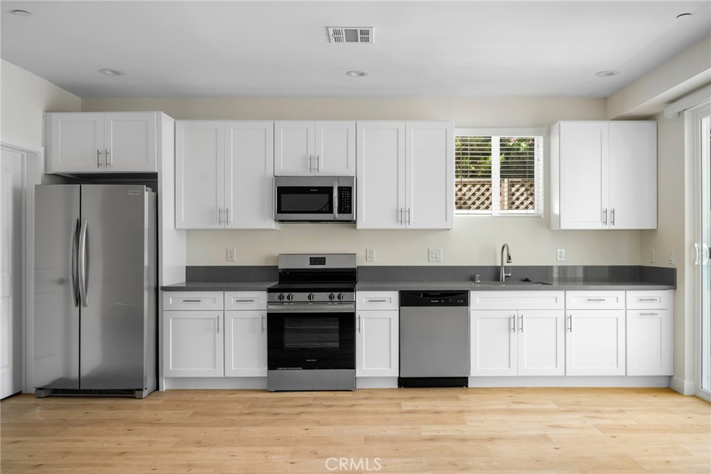 6851 De Celis Place Property Photo 8