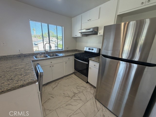 9961 Marcus Avenue 2 Property Photo 3