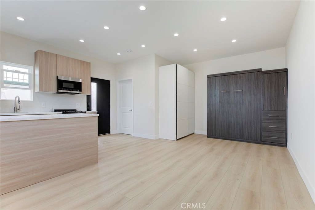 1913 Eden Avenue Property Photo 2