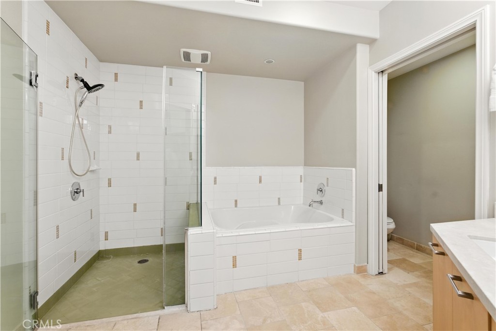 403 Caruso Property Photo 21