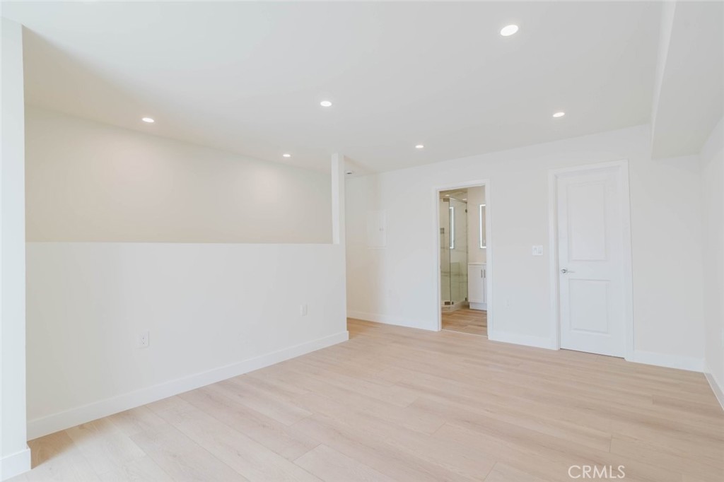 1167 Raymond Avenue B Property Photo 14
