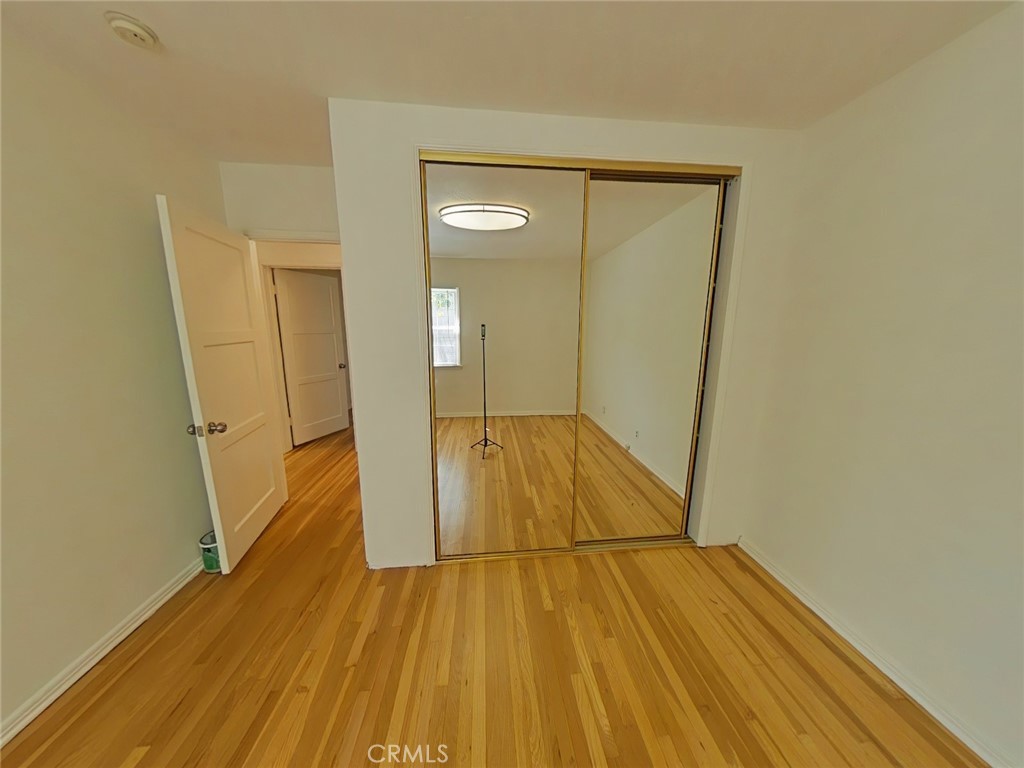 1827 Oakwood Property Photo 11