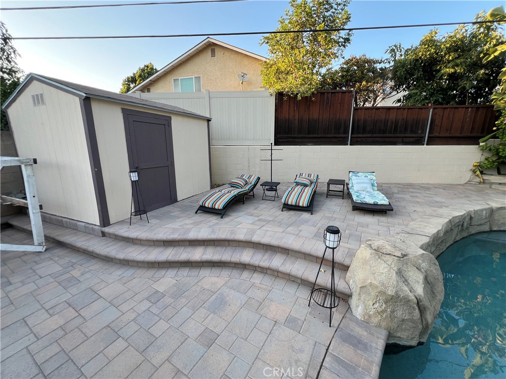2484 Cambridge Property Photo 26