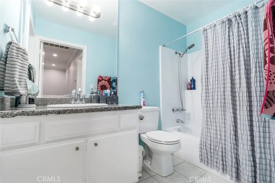 7046 De Celis 6 Property Photo 17