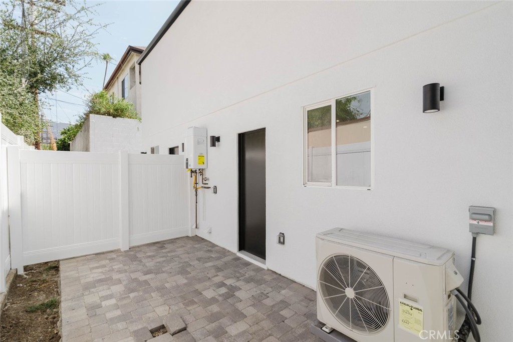 1167 Raymond Avenue A Property Photo 24