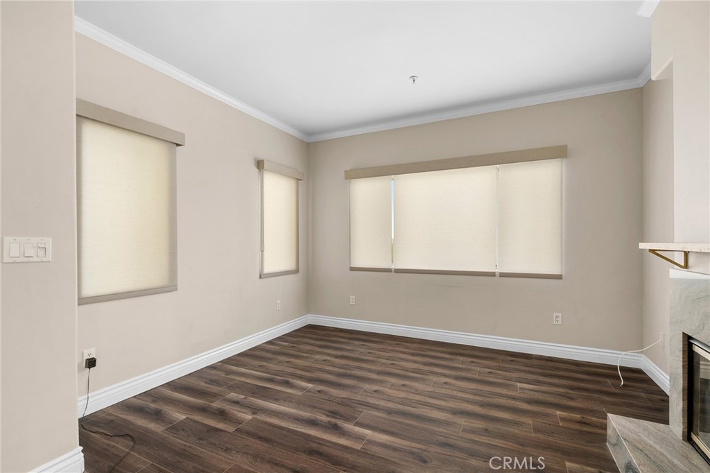 1224 Stanley Avenue 4 Property Photo 6