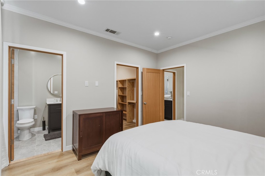 1912 Canyon 1/2 Property Photo 17