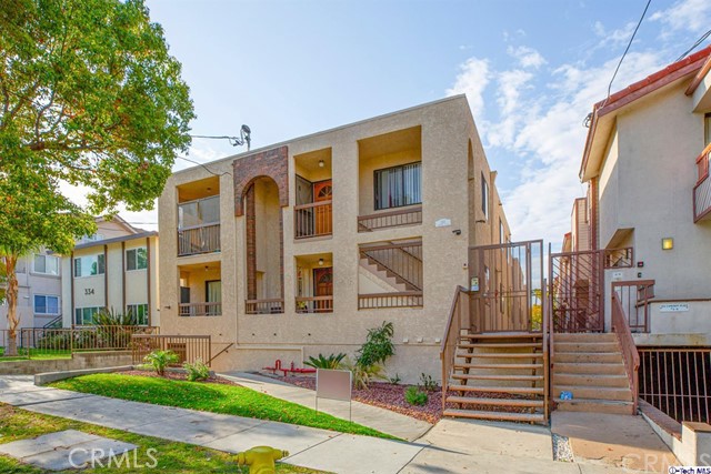 330 Cameron Place 2 Property Photo 1