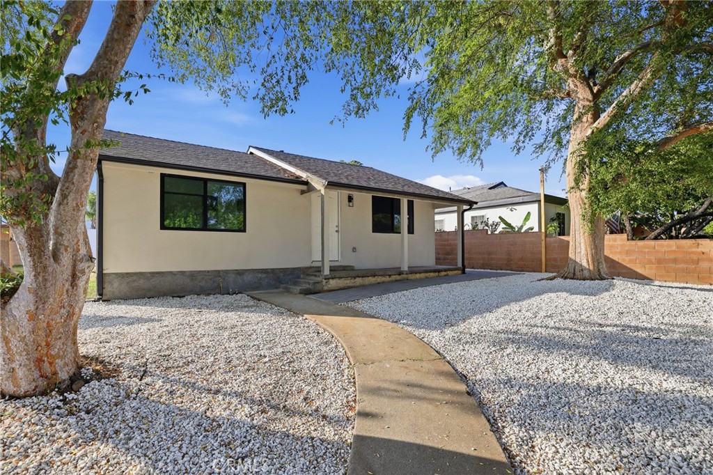 13689 Garber Property Photo 1