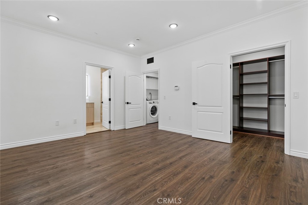 333 Milford Street 105 Property Photo 40
