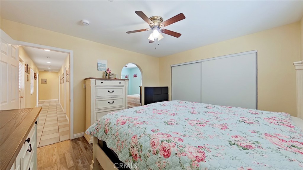 7827 Louise Property Photo 5