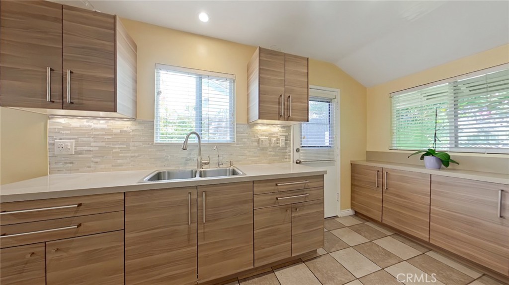 7827 Louise Property Photo 17