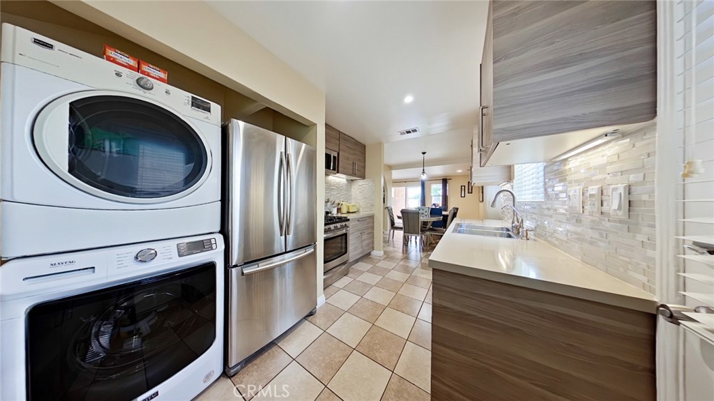 7827 Louise Property Photo 22