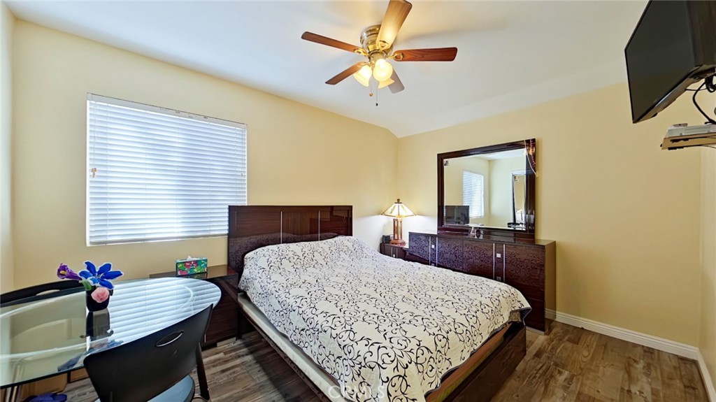 7827 Louise Property Photo 37
