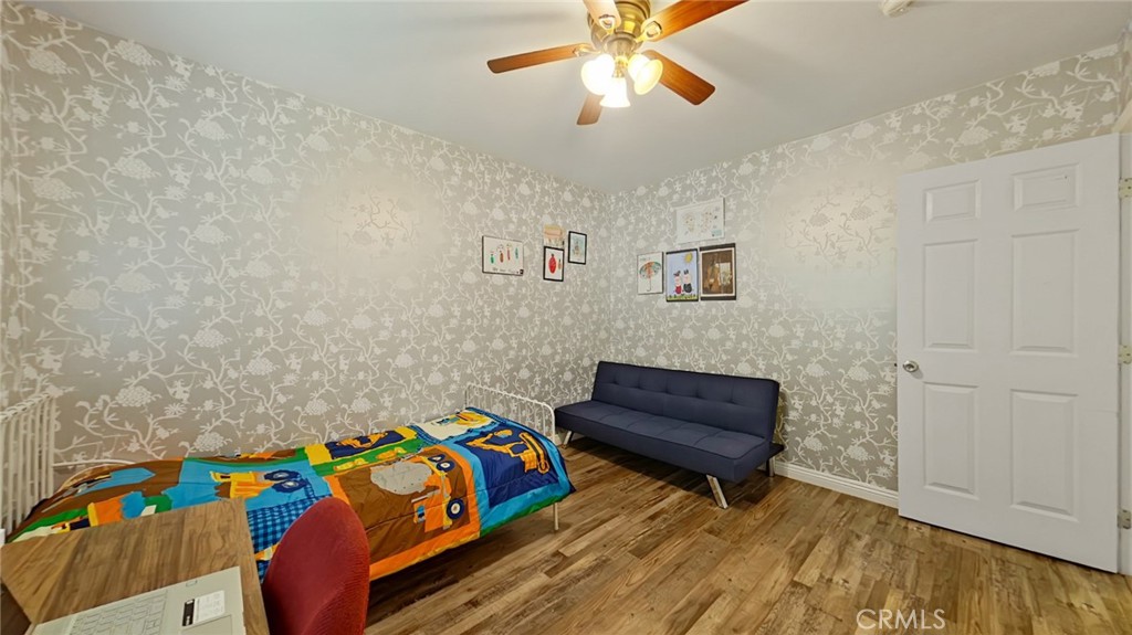 7827 Louise Property Photo 40
