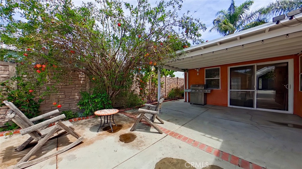 7827 Louise Property Photo 46
