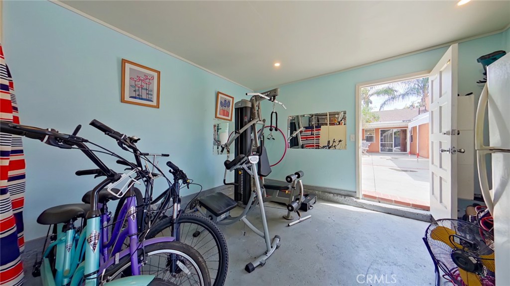 7827 Louise Property Photo 54
