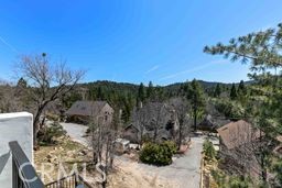 26665 Modoc Lane Property Photo 10