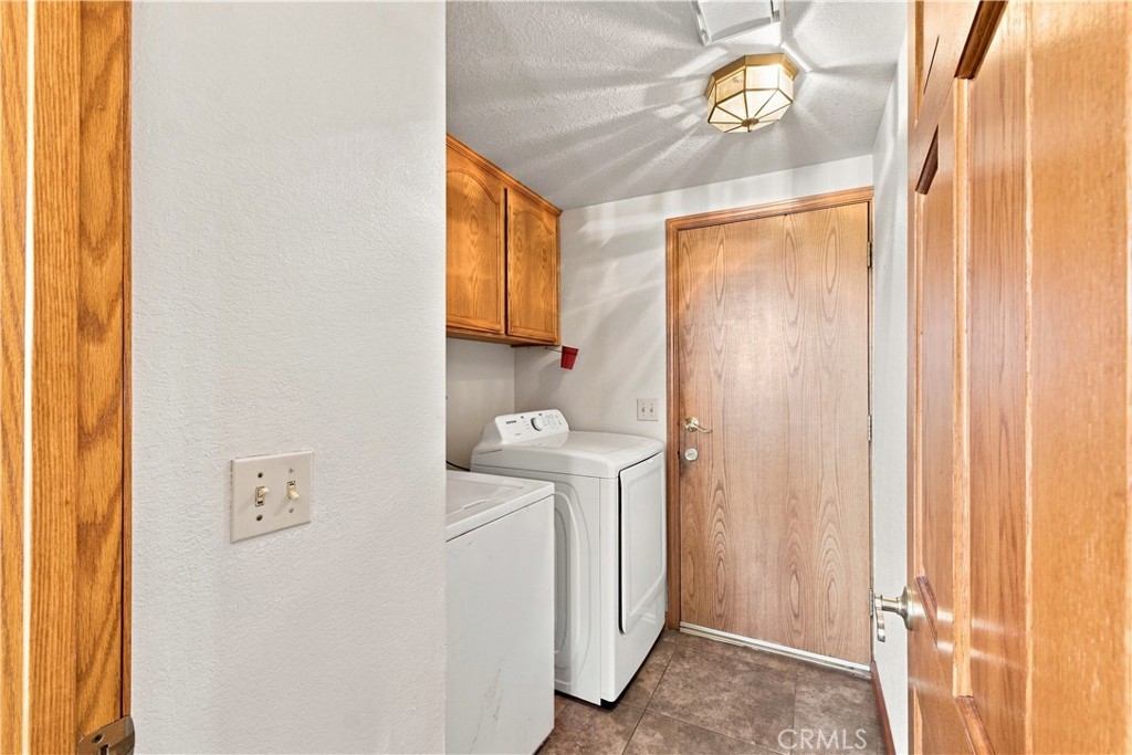 16239 Kamana Rd Property Photo 10