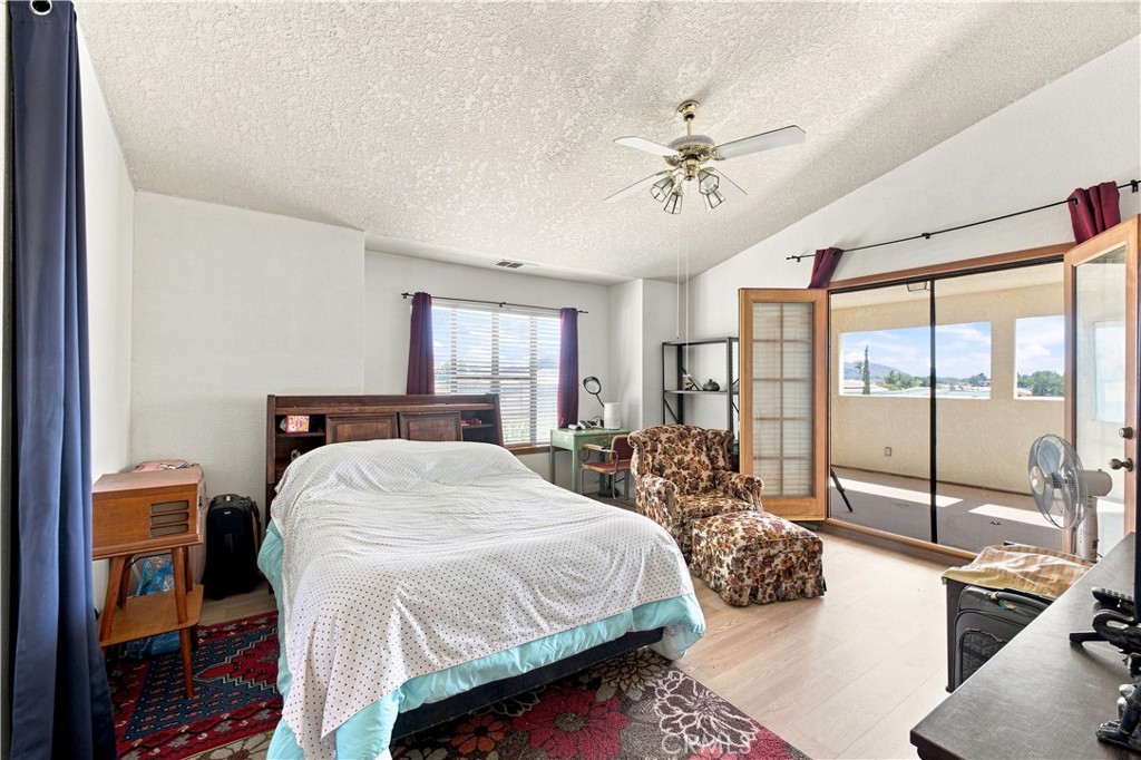 16239 Kamana Rd Property Photo 15