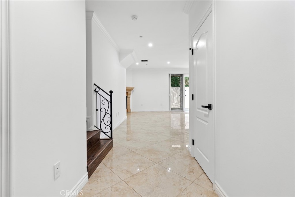 333 Milford Street 105 Property Photo 16
