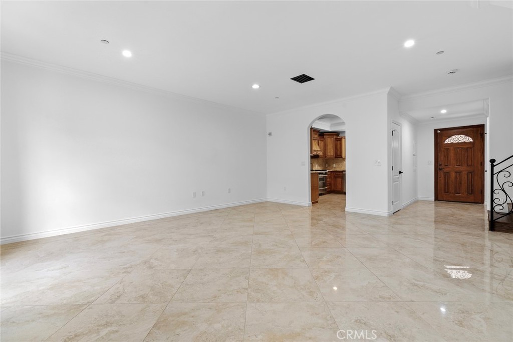 333 Milford Street 105 Property Photo 21