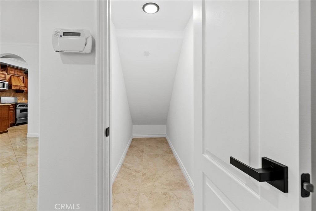333 Milford Street 105 Property Photo 22