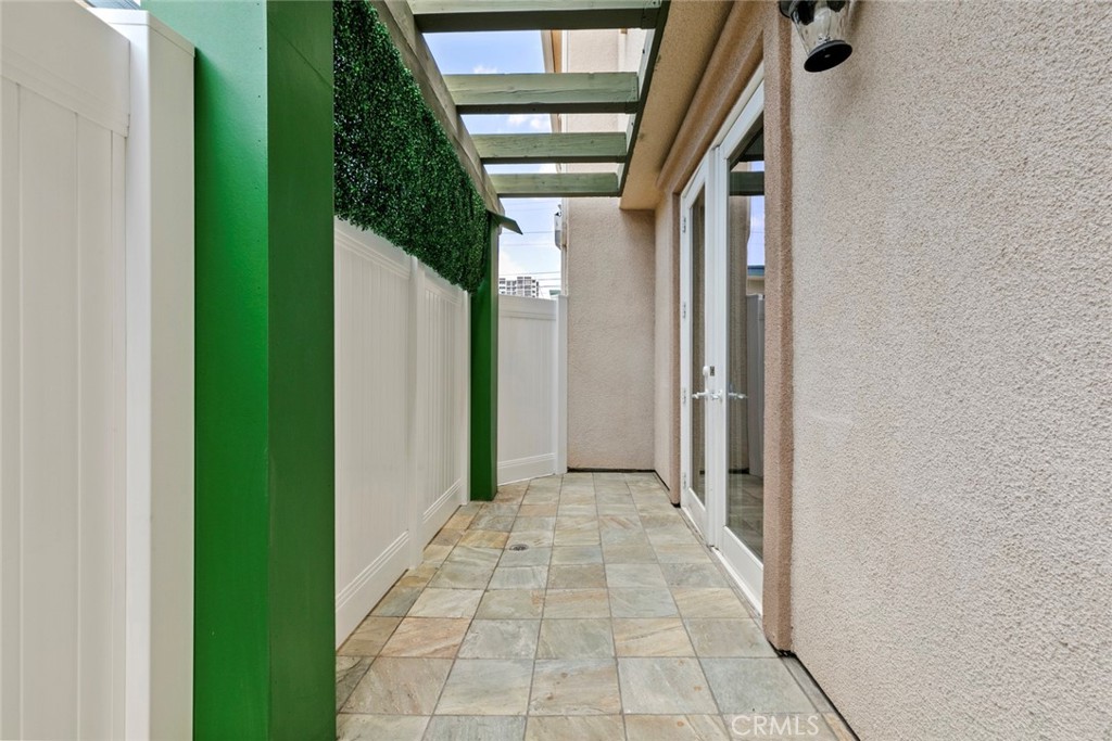 333 Milford Street 105 Property Photo 27