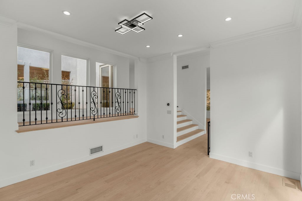 10050 Olivia Terrace Property Photo 30