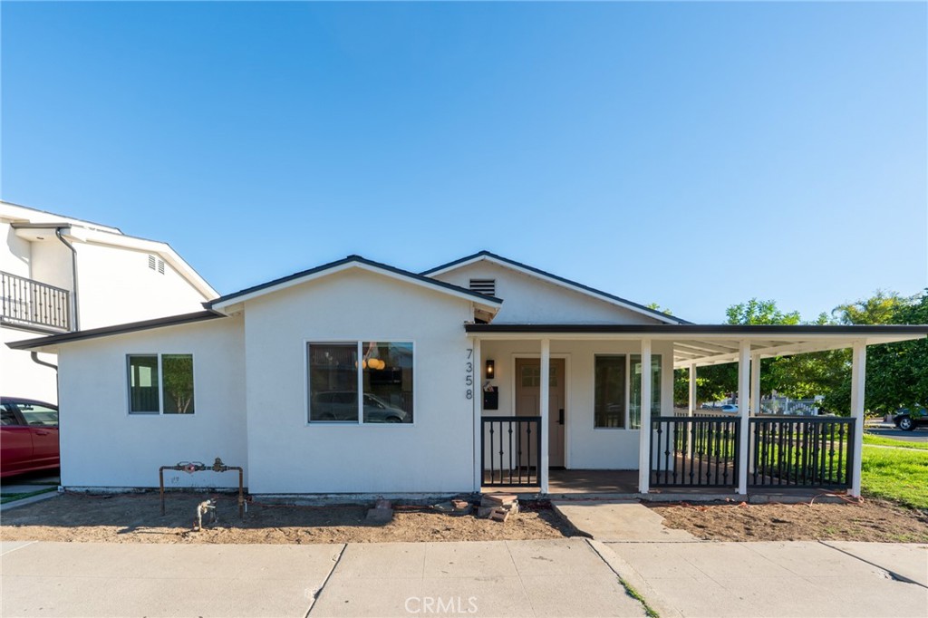 7358 Cleon Property Photo 1