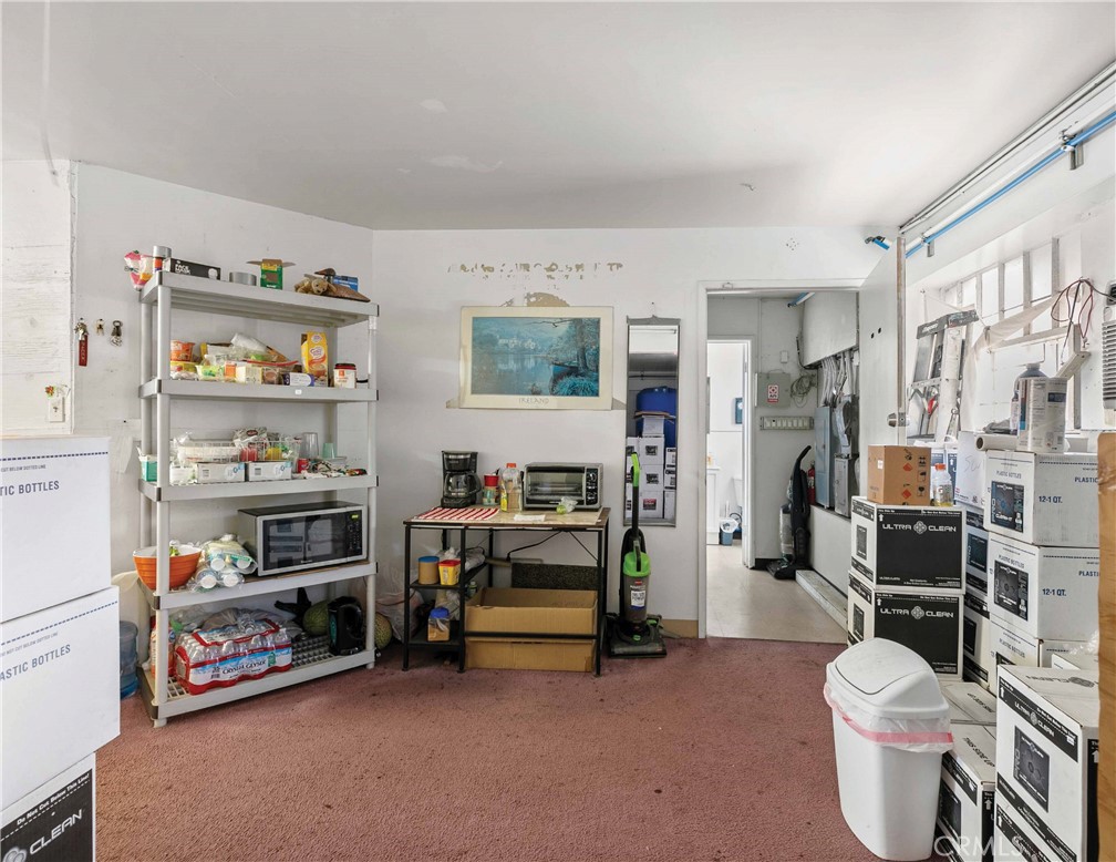 979 S La Brea Avenue Property Photo 17