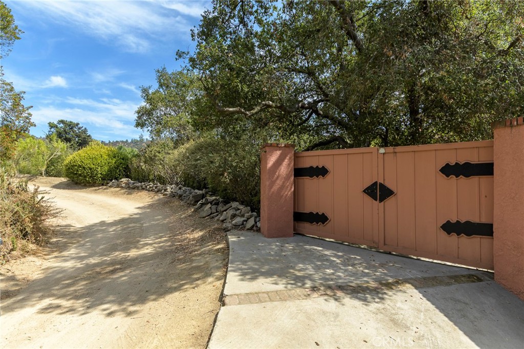 2401 Cascadia Drive Property Photo 64