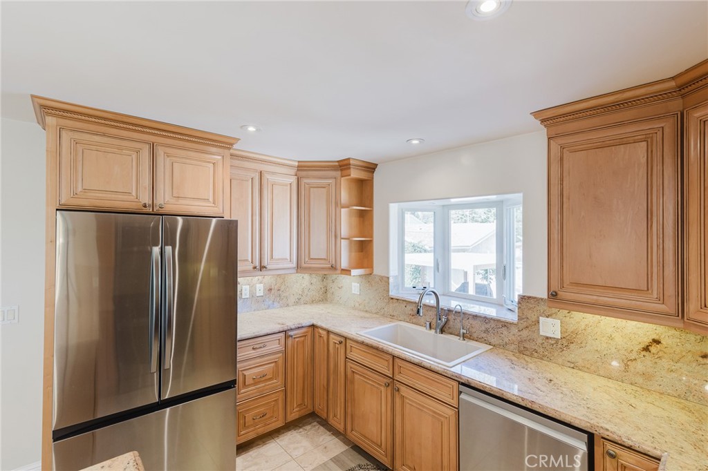 1722 Woodland Avenue Property Photo 4