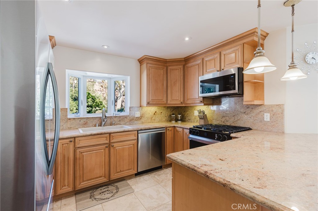 1722 Woodland Avenue Property Photo 11