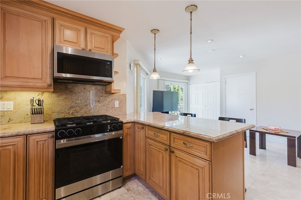 1722 Woodland Avenue Property Photo 12