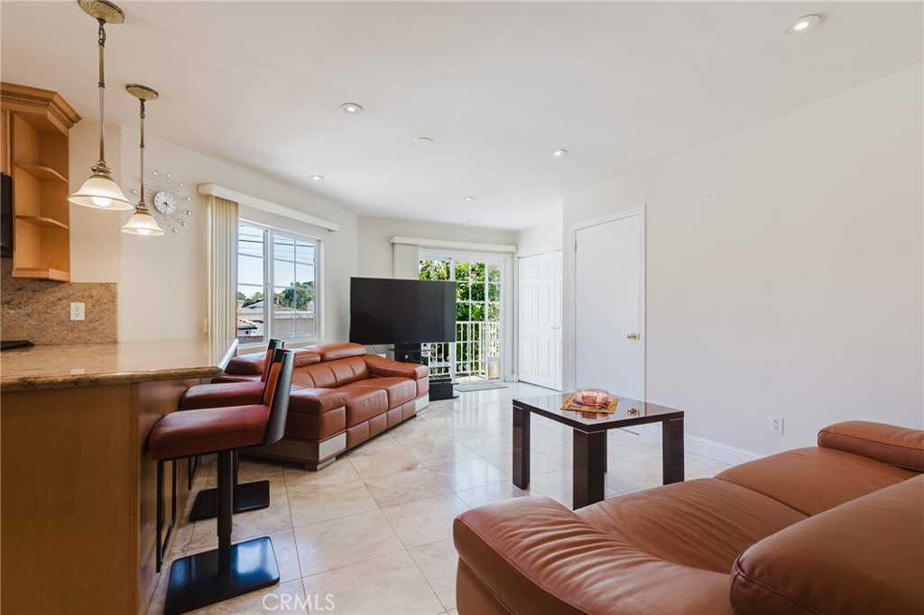 1722 Woodland Avenue Property Photo 13